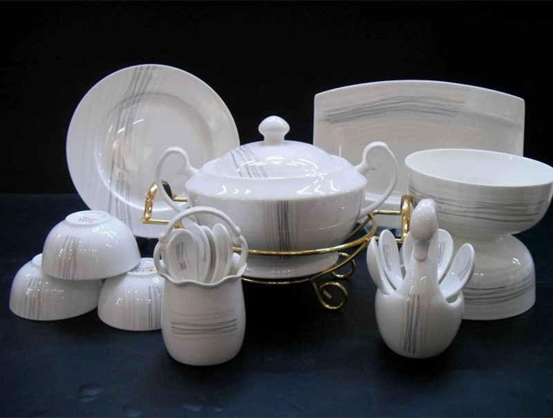 日用滾壓車(chē)臺陶瓷